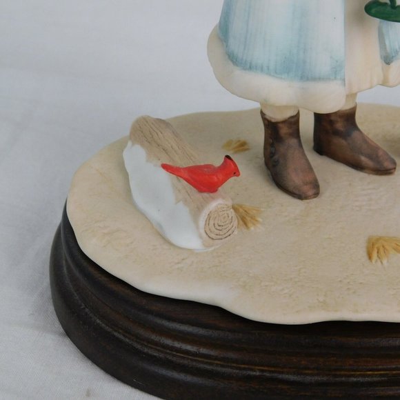 Jan Hagara Signature Collection Heirloom Tradition Holly 1984 H3026 Box Included - Picture 7 of 12